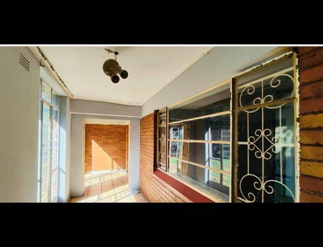 3 BEDROOM HOUSE FOR SALE IN PRIMROSE HILL